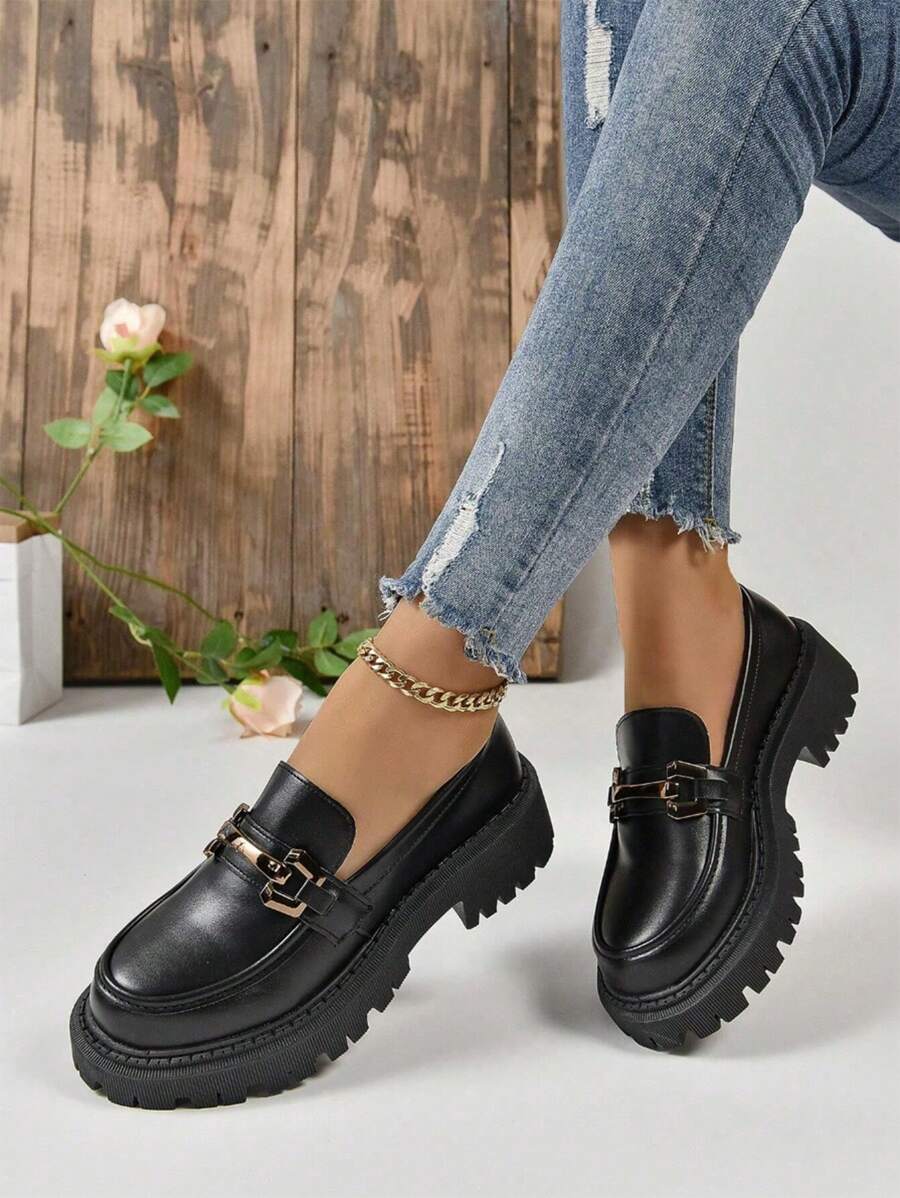 Ysée™ | Mocassins plateforme noirs à chaîne dorée