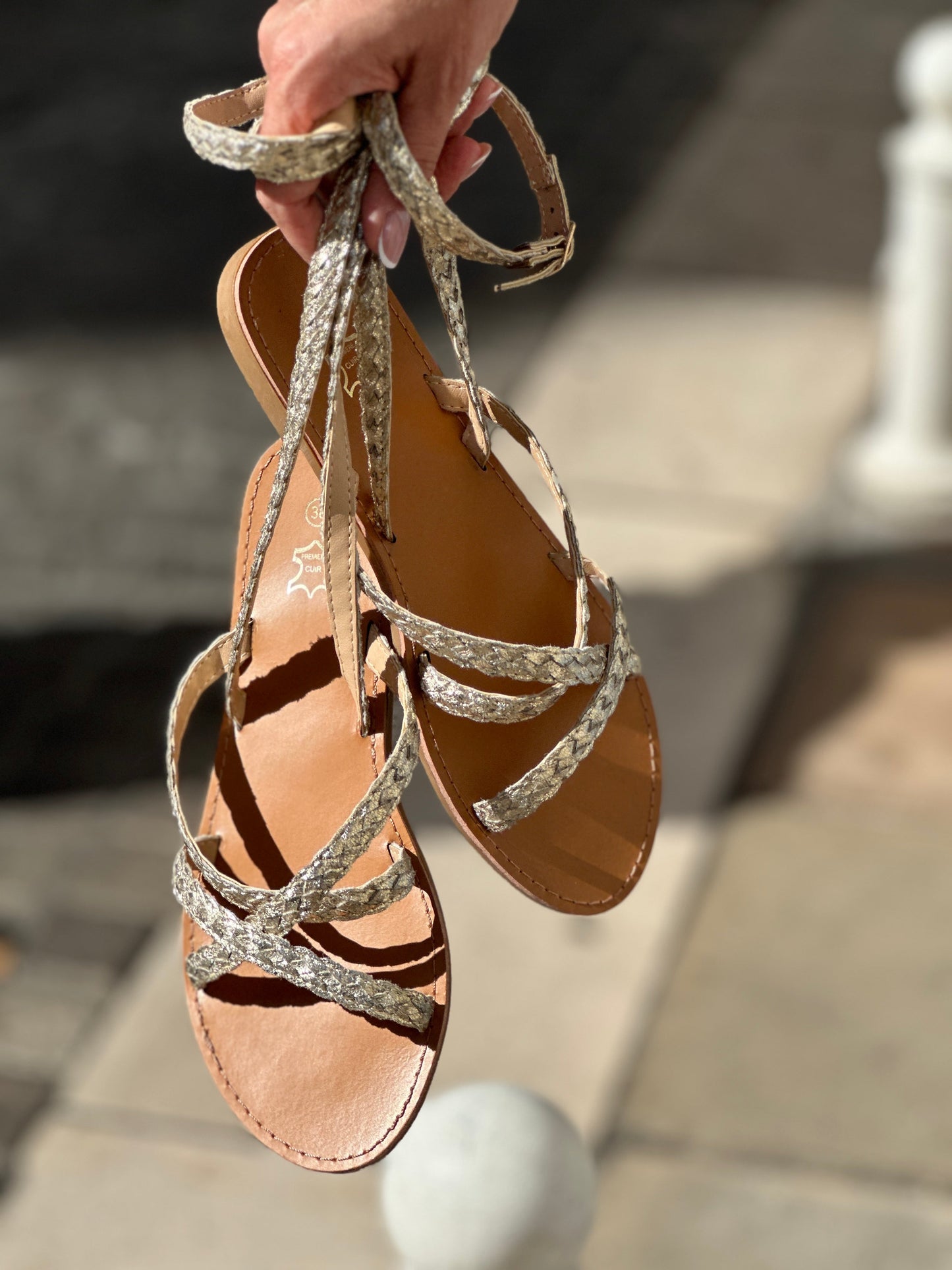 Belle Étoile Nice™ | Sandales Théia - Doré