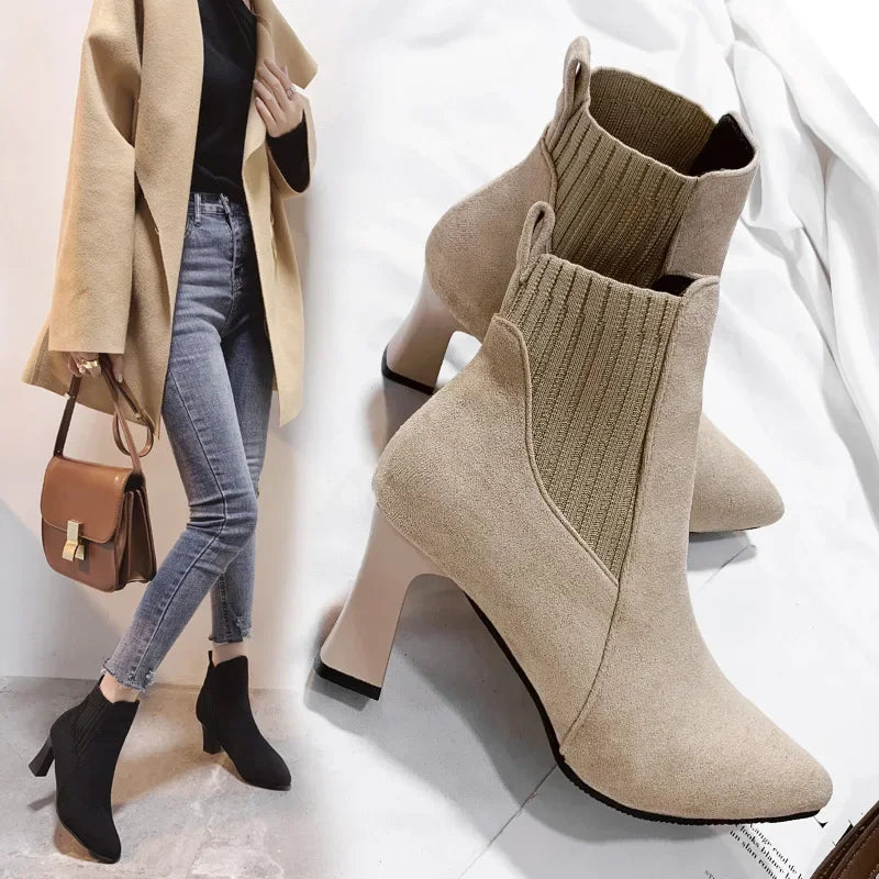 Belle Étoile Nice™ | Bottines à Talons Fins en Suédine Beige