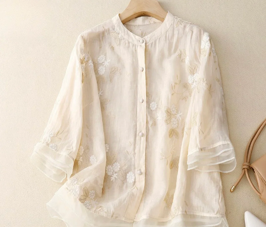 Belle Étoile Nice™ | Blouse à fleurs brodées