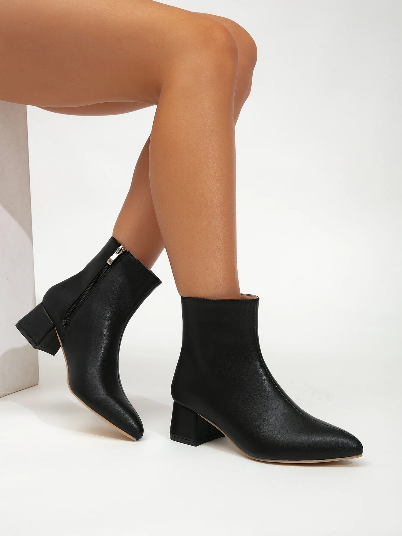 Belle Étoile Nice™ | Bottines Femme à Talon Épais – Bout Pointu et Chaudes