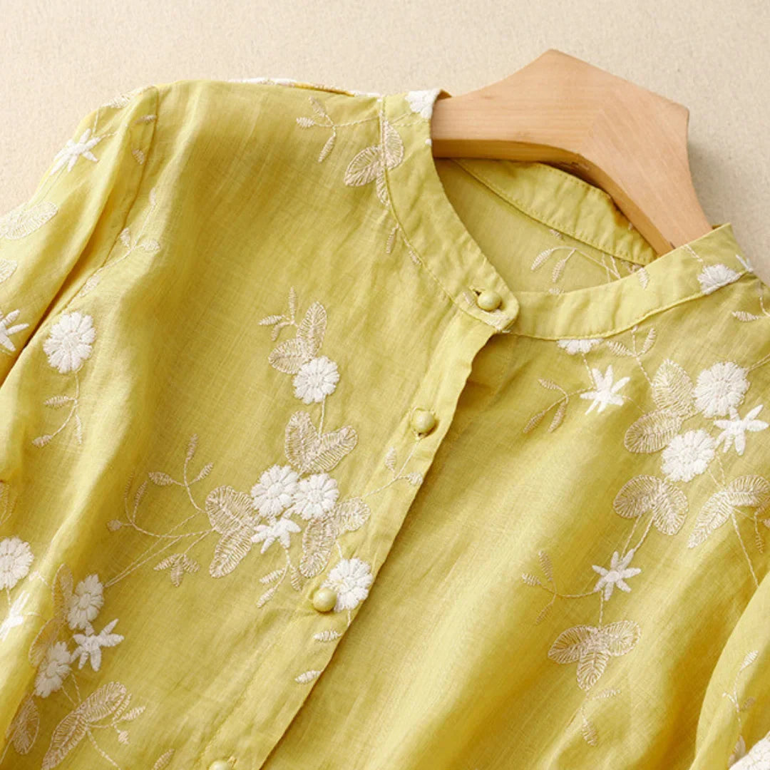 Belle Étoile Nice™ | Blouse à fleurs brodées