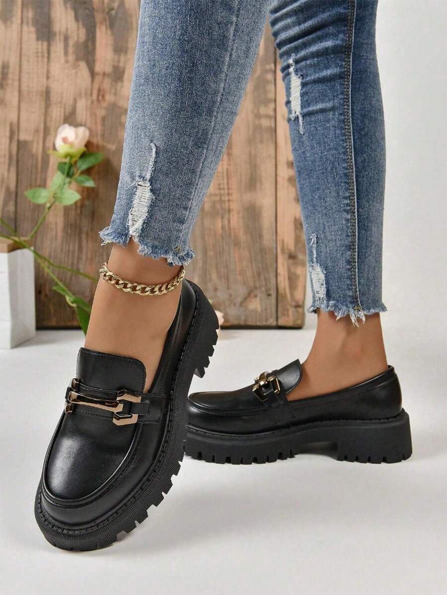 Ysée™ | Mocassins plateforme noirs à chaîne dorée