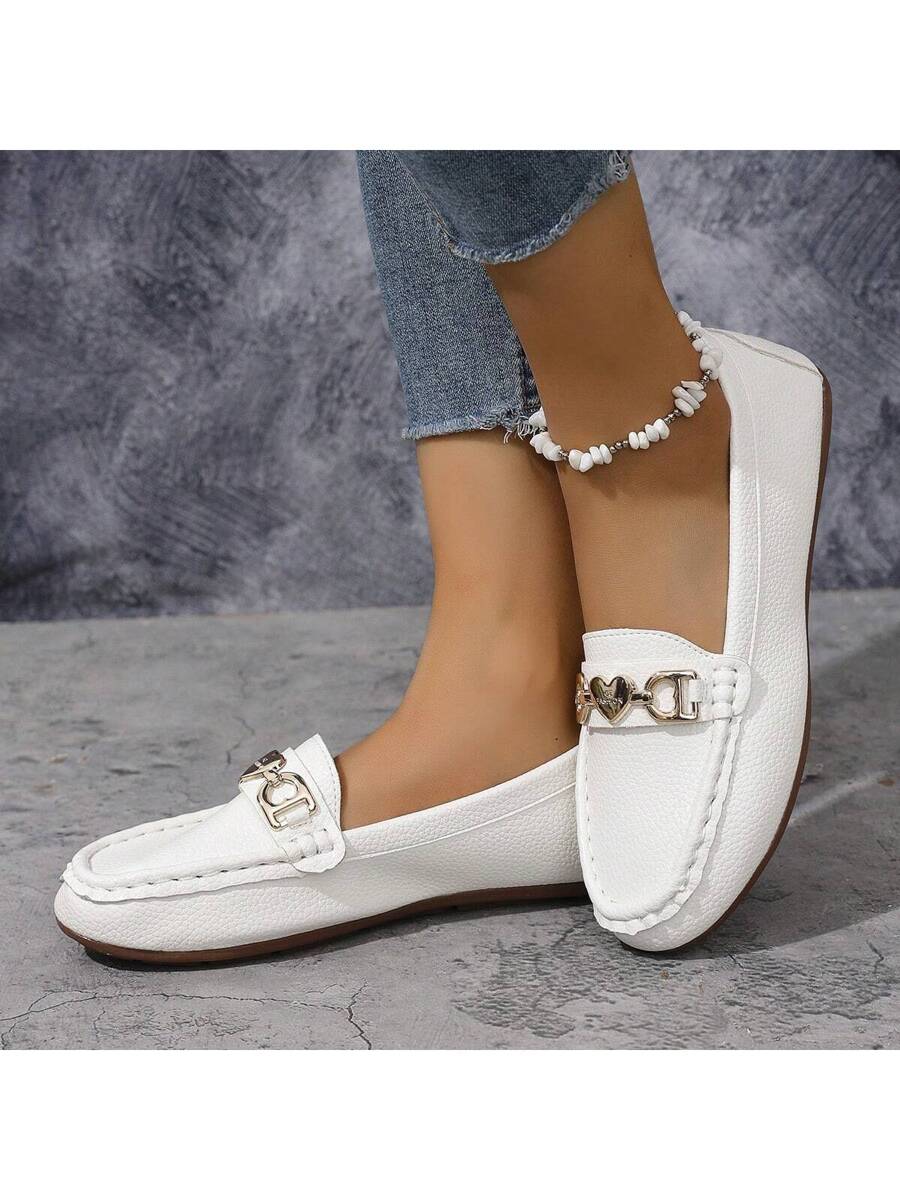 Victoire™ | Mocassins élégants bleu ciel à chaîne dorée
