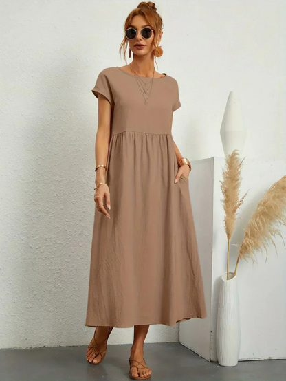 Belle Étoile Nice™ |  Robe élégante à col rond