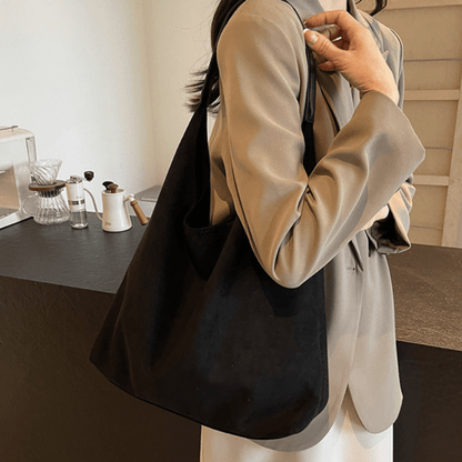 Amandine™ | Sac à Bandoulière Demi-Lune en Cuir Végan