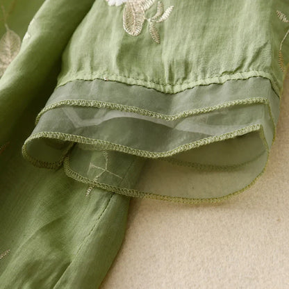 Belle Étoile Nice™ | Blouse à fleurs brodées