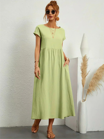 Belle Étoile Nice™ |  Robe élégante à col rond
