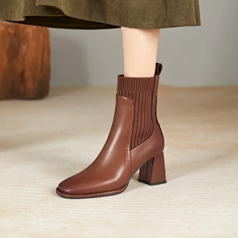 Belle Étoile Nice™ | Bottines Femme à Talons Carrés Effet Chaussette Marron