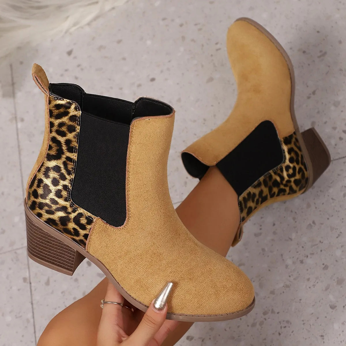 Belle Étoile Nice™ | Bottines Femme Léopard à Talons Carrés et Bout Rond