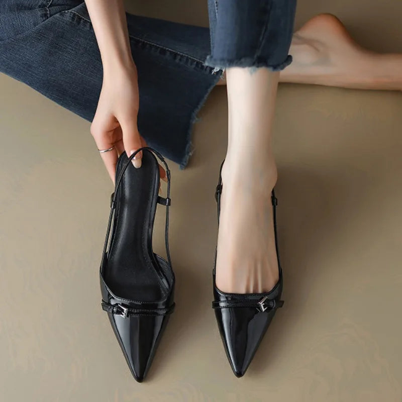 Belle Étoile Nice™ | Slingbacks Vernis à Bout Pointu et Talon Moyen