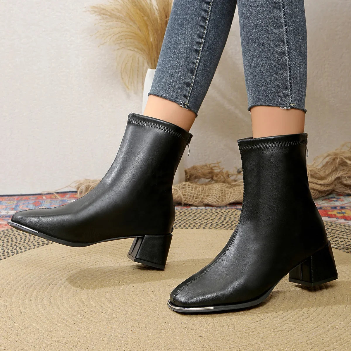 Belle Étoile Nice™ | Bottines Femme Rétro à Talon Épais – Fermeture Éclair et Design Élégant