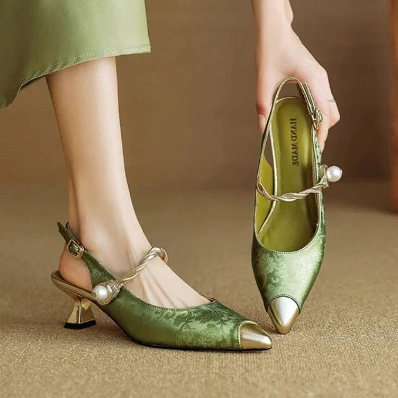 Belle Étoile Nice™ |  Molette escarpins elegants